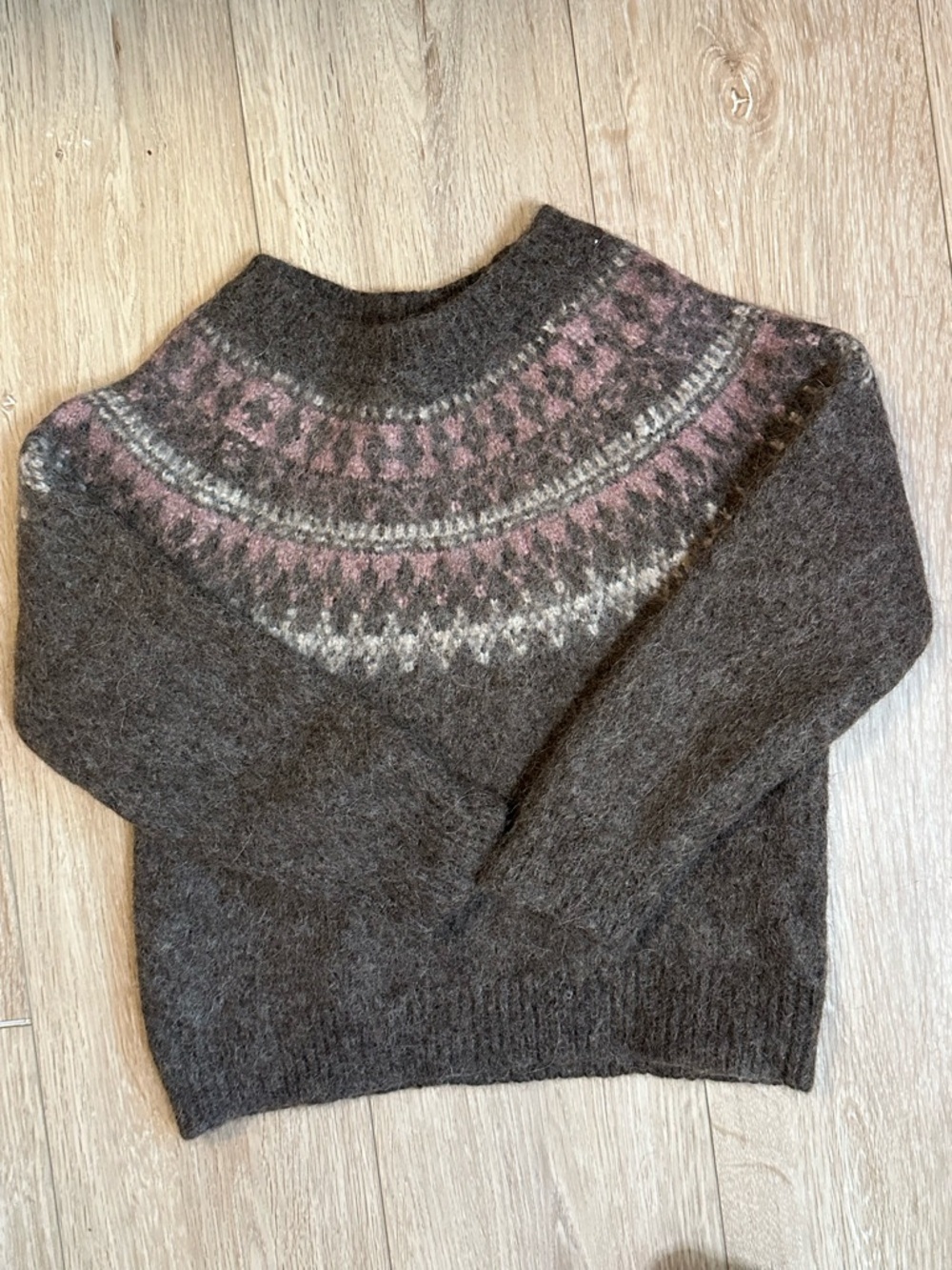Varma - Baby  Kids Alpaca Wool Cozy Dark Gray Fair Isl Sweater with Pink Accents